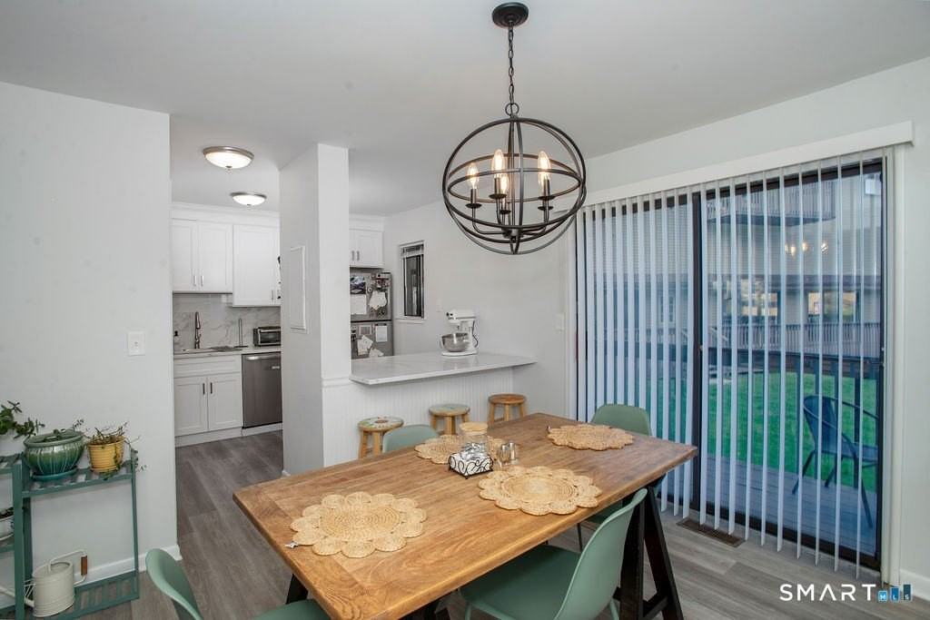 2437 Bedford St #C18 - Photo 7 of 23
