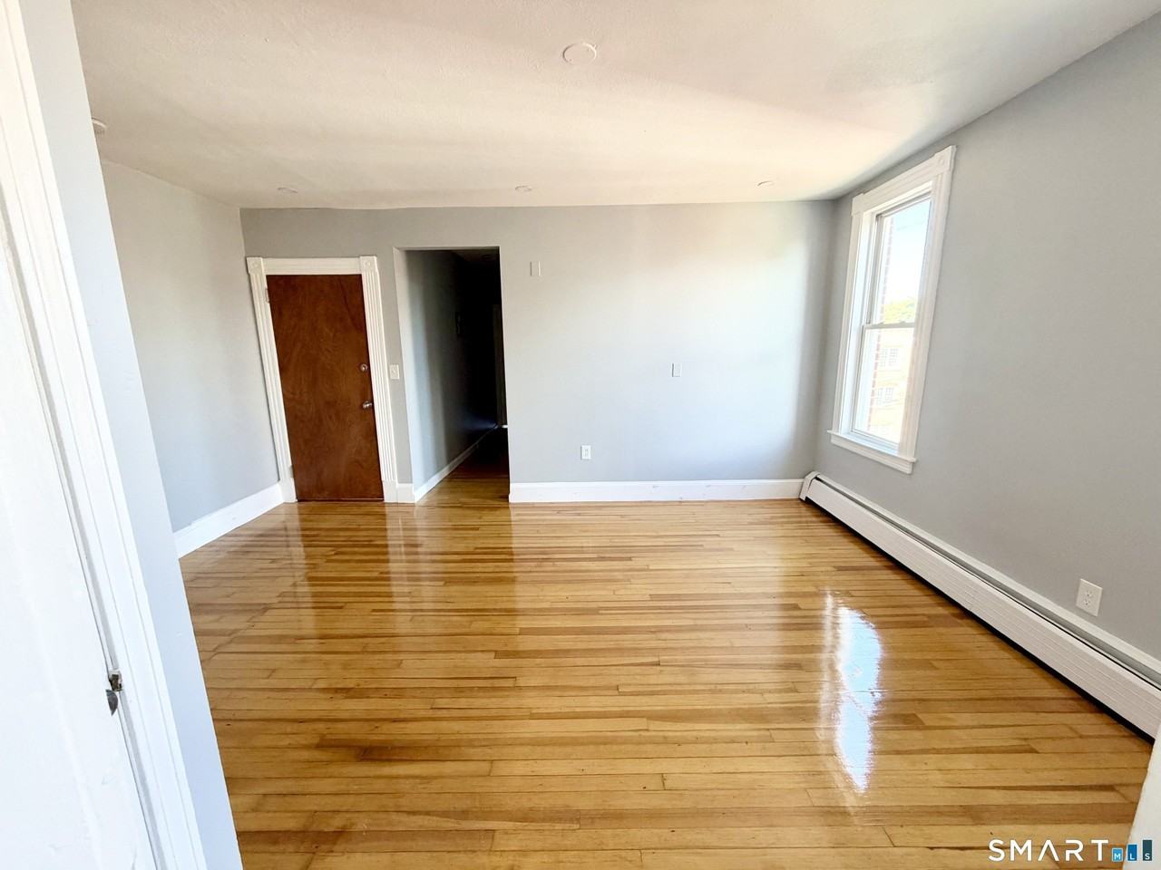 39 Pawtucket St #3W - Photo 2 of 9