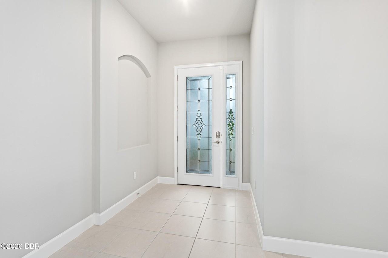 7 Newhaven Ln - Photo 6 of 41