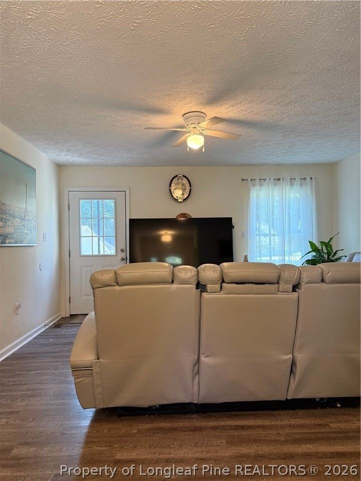 84 Hawksworth Pl - Photo 2 of 13