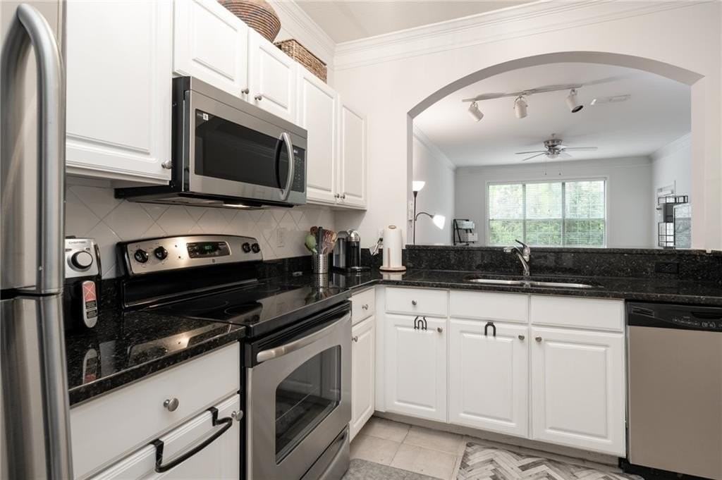 1128 Westchester Rdg Ne - Photo 7 of 41