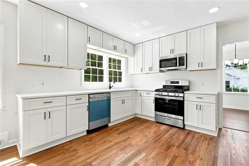 1368 Scott Blvd - Photo 5 of 36