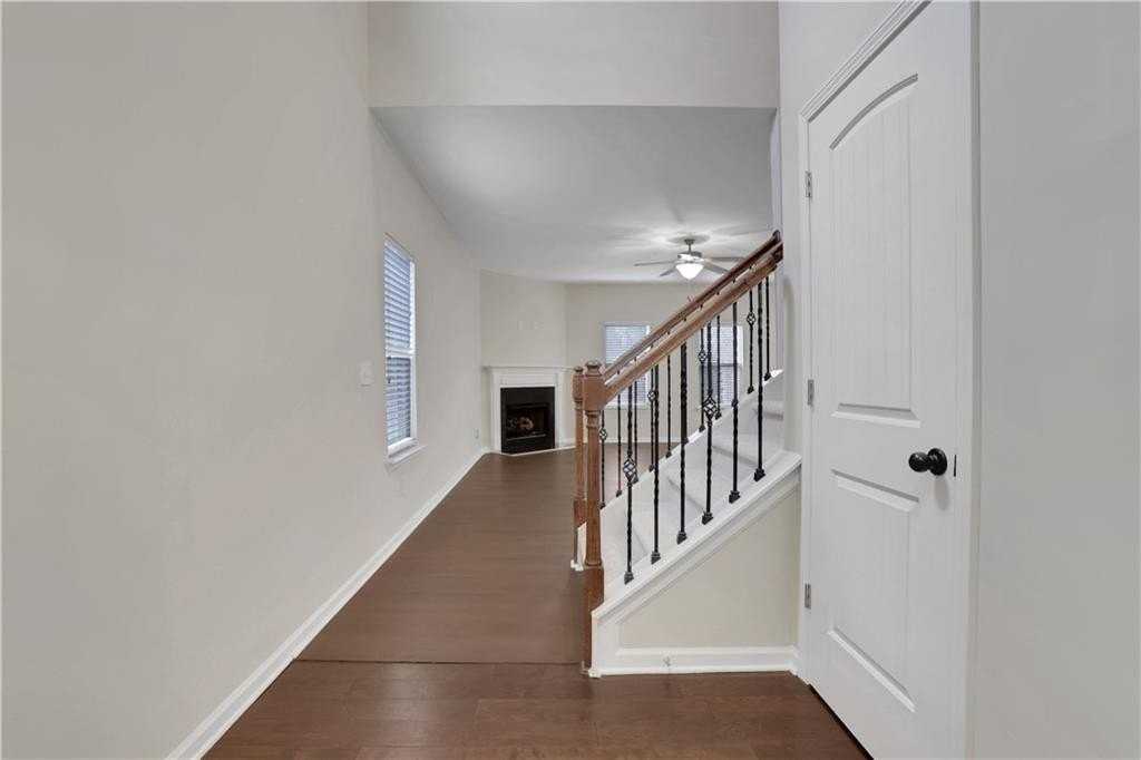2521 Morgan Chase Dr - Photo 2 of 36