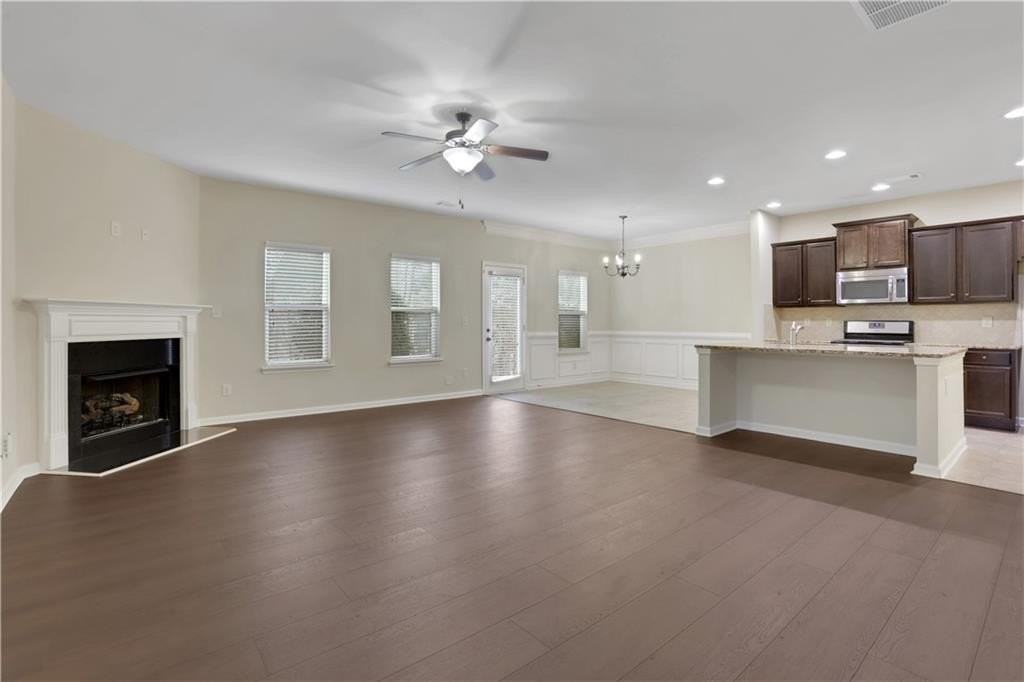 2521 Morgan Chase Dr - Photo 3 of 36