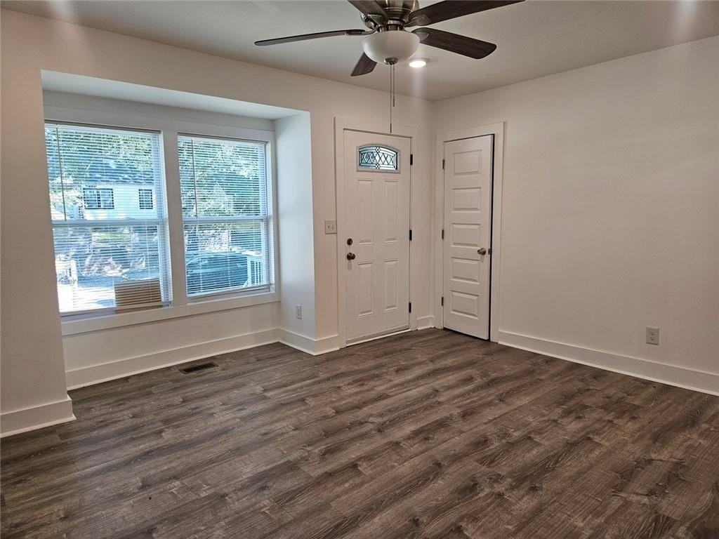 1167 Mayland Cir Sw - Photo 3 of 22