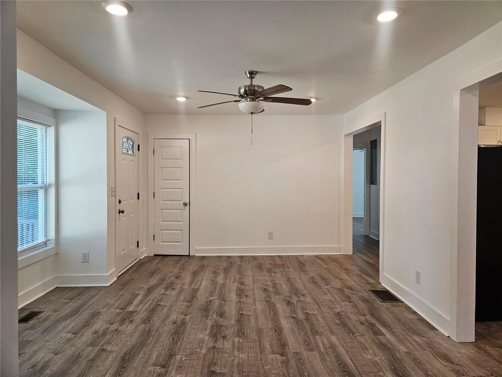 1167 Mayland Cir Sw - Photo 5 of 22