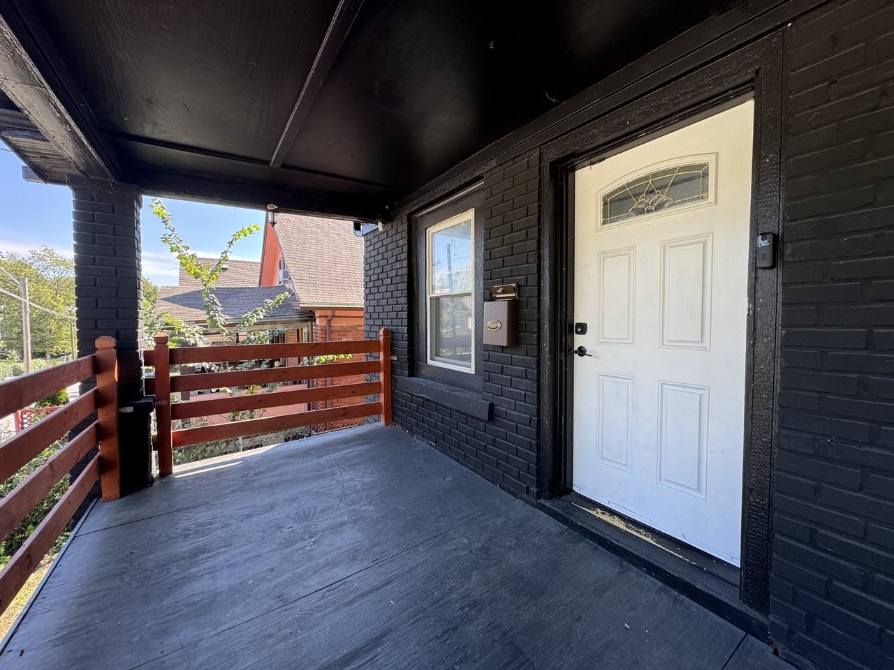 2217 East 37th Street - Photo 3 of 24