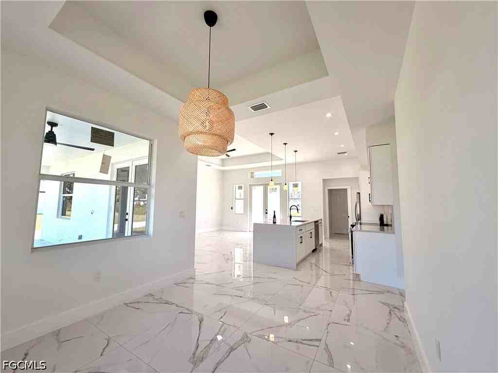 3207 67th St W - Photo 3 of 8
