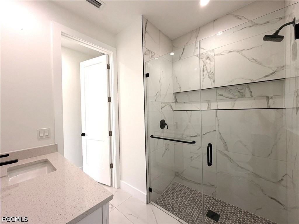 3207 67th St W - Photo 6 of 8