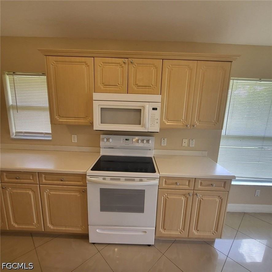2803 8th St W - Photo 4 of 19