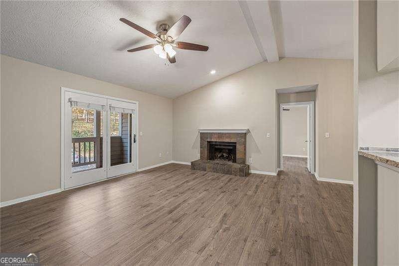 408 Warm Springs Cir - Photo 6 of 37