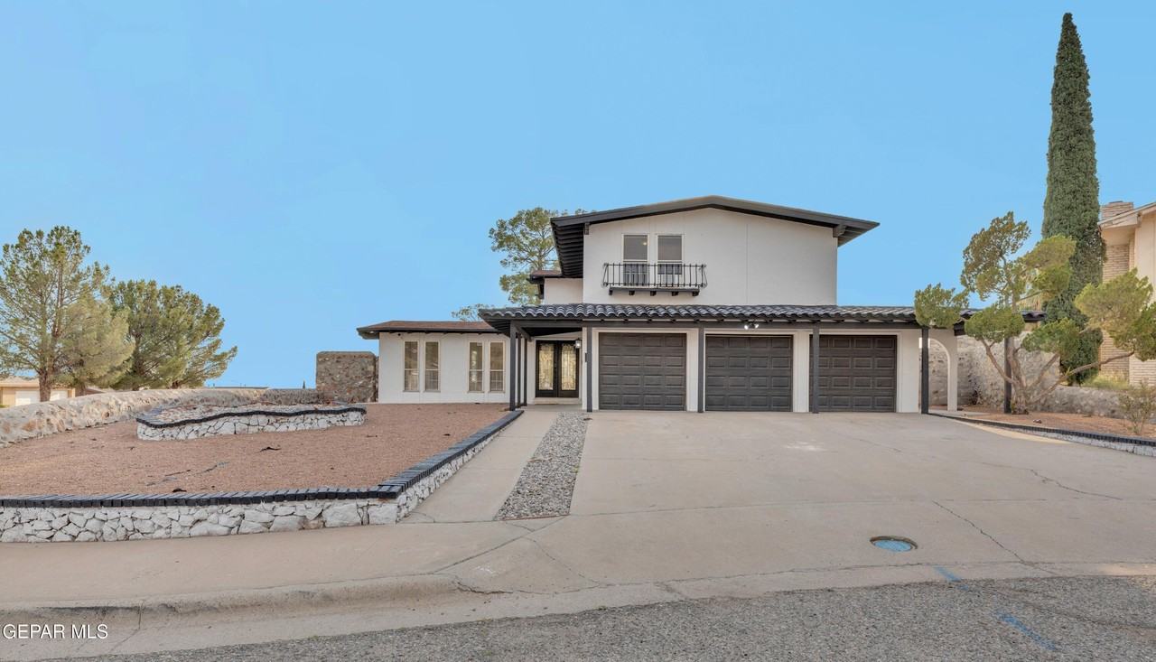 6637 Mariposa Dr - Photo 2 of 50