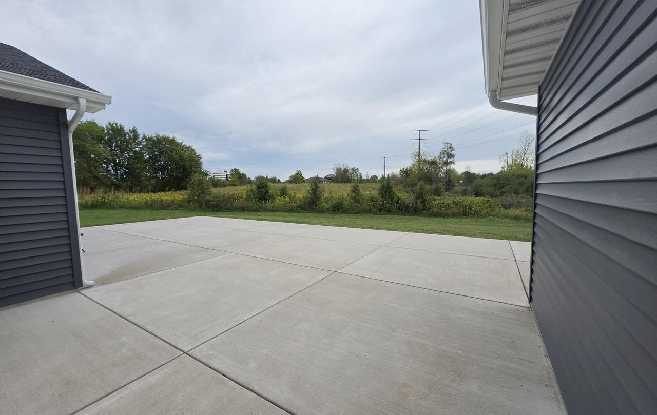8645 Madison St - Photo 2 of 13