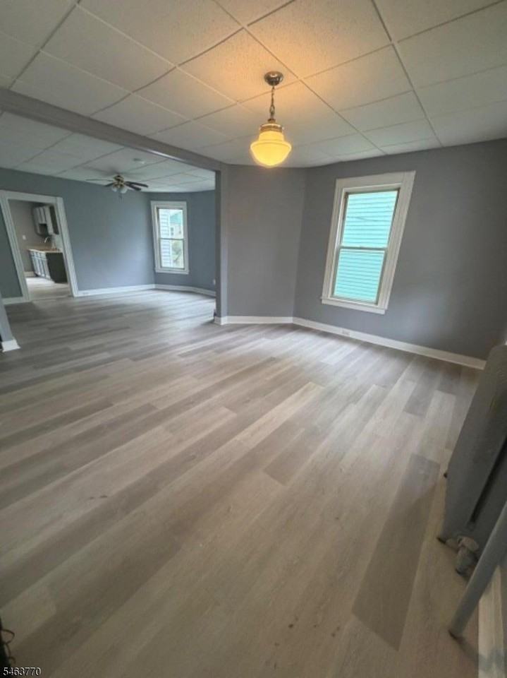 24 Youmans Ave - Photo 4 of 14