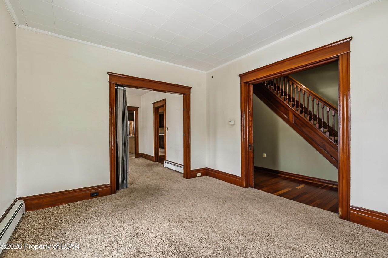 510 Montgomery Ave - Photo 6 of 29