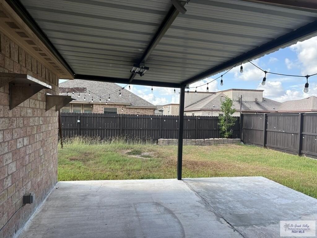 7323 Burr Oak Loop - Photo 3 of 17