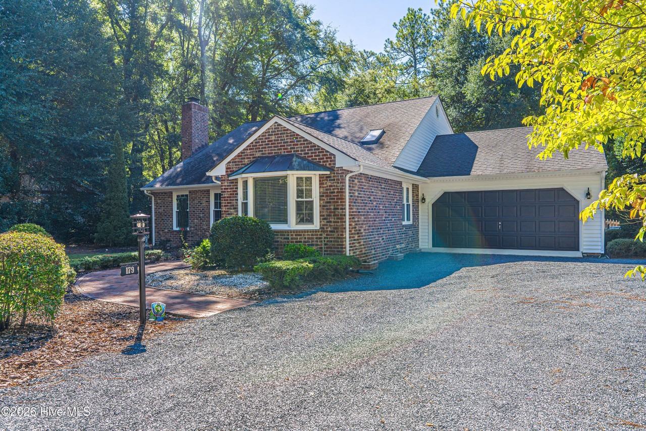 179 Thorne Rd - Photo 4 of 50