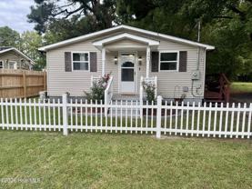 204 Pinewood Ave - Photo 1 of 1