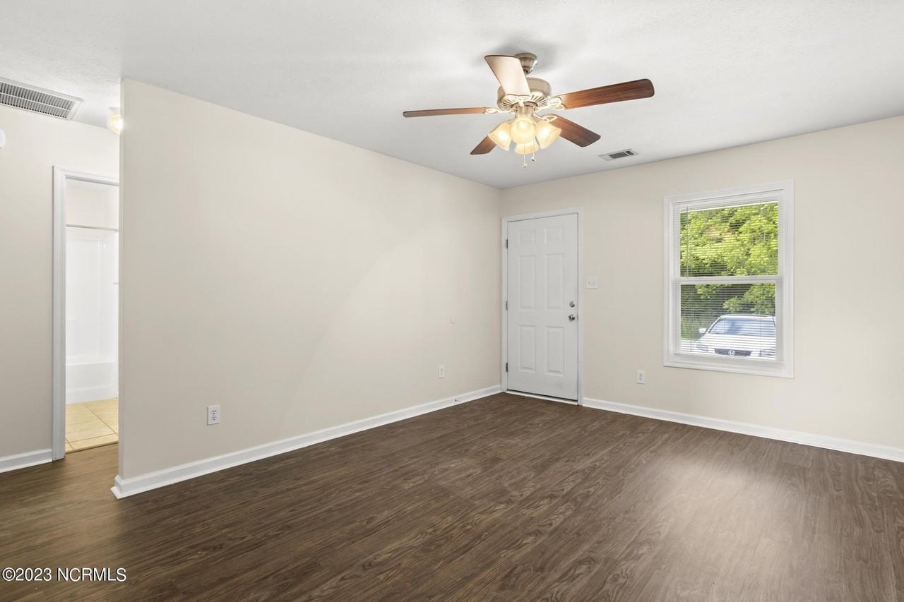 122 Lain Mark Dr - Photo 7 of 21