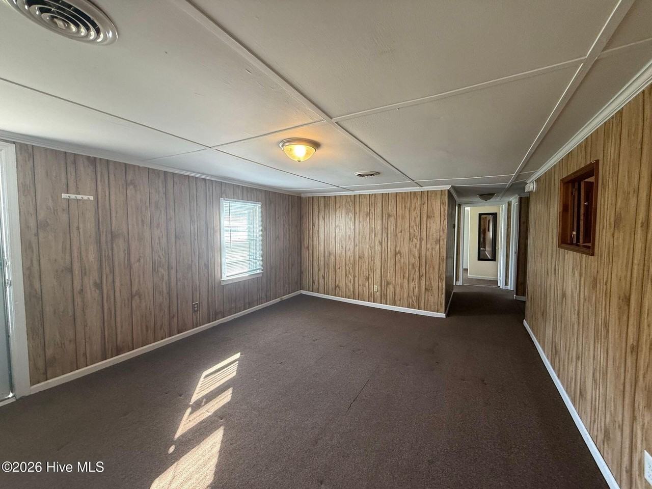 99 Market St - Photo 3 of 10