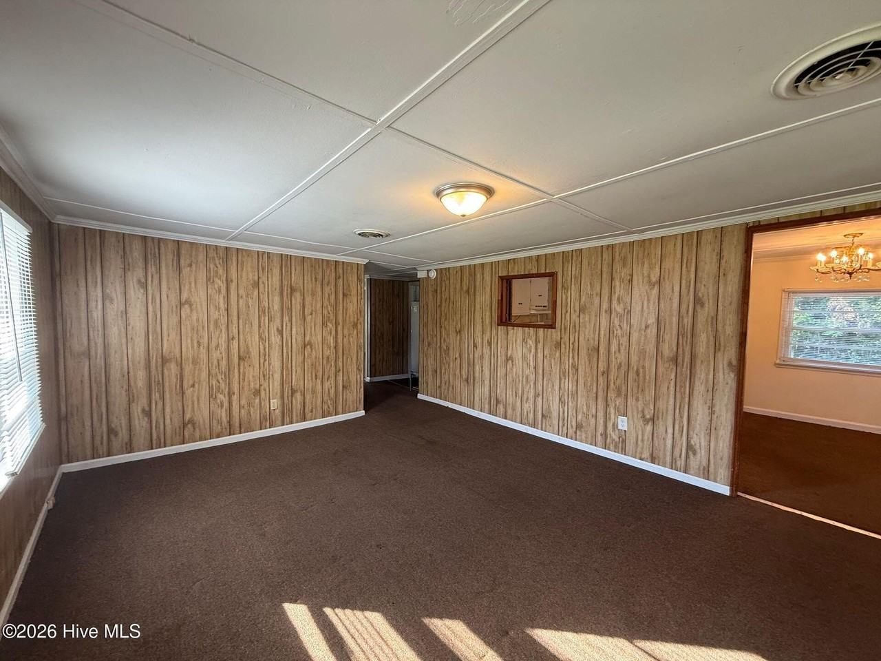 99 Market St - Photo 4 of 10