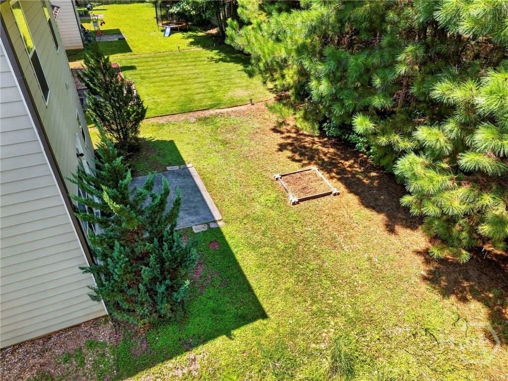 1849 Blackstone Way - Photo 7 of 44