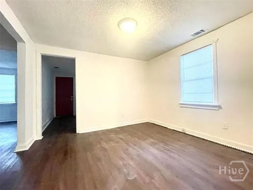 1312 Love St - Photo 5 of 18