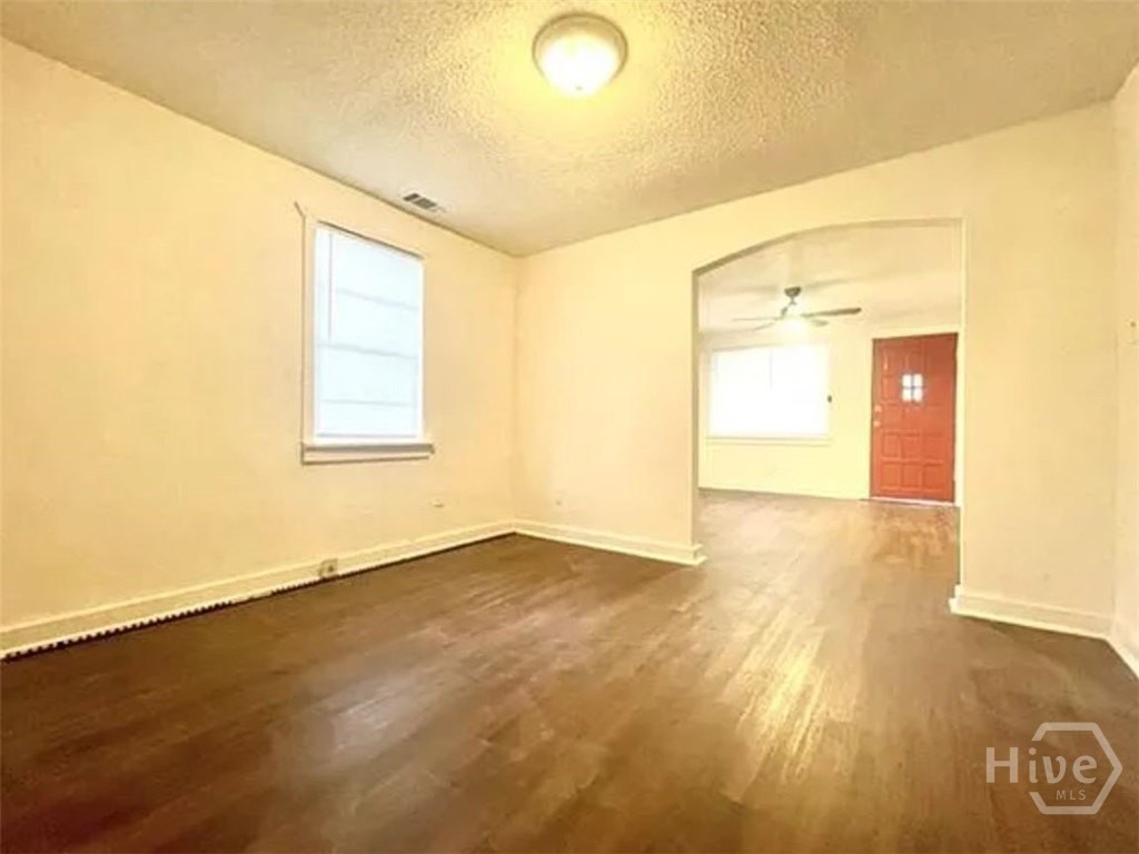 1312 Love St - Photo 6 of 18