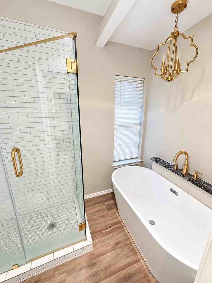 5205 91st St - Photo 5 of 11