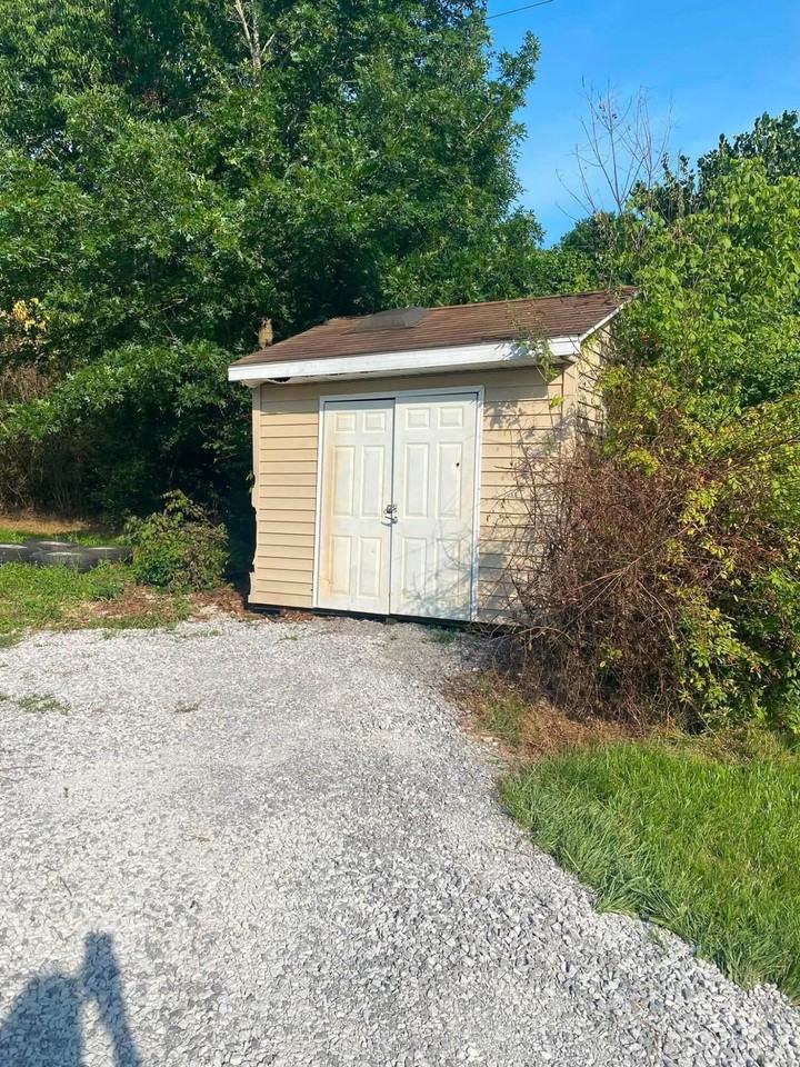 433 S Mount Gilead Church Rd - Photo 4 of 18