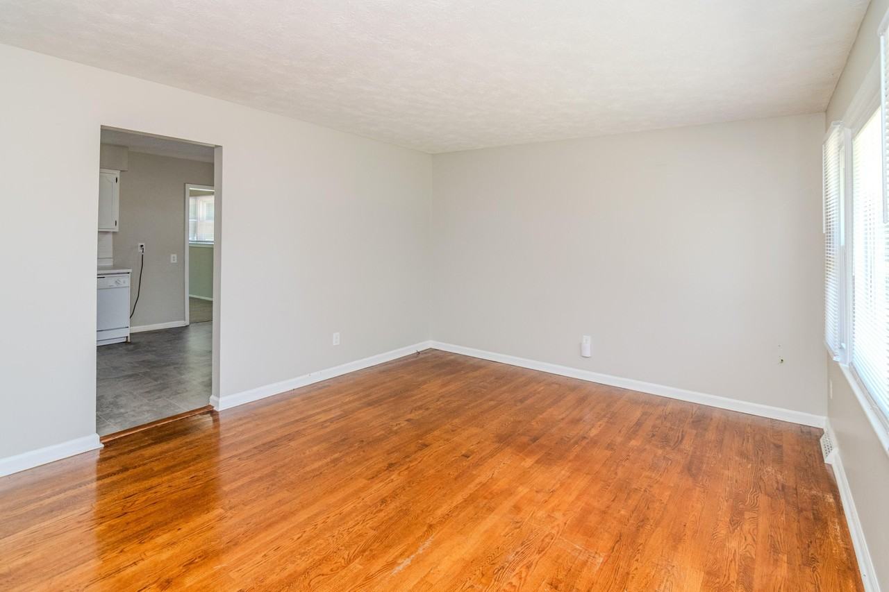 632A Waldo Way - Photo 3 of 48