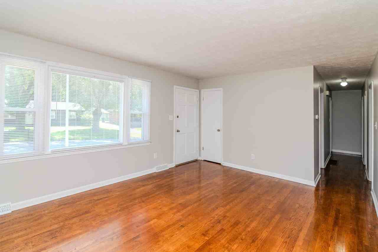 632A Waldo Way - Photo 5 of 48