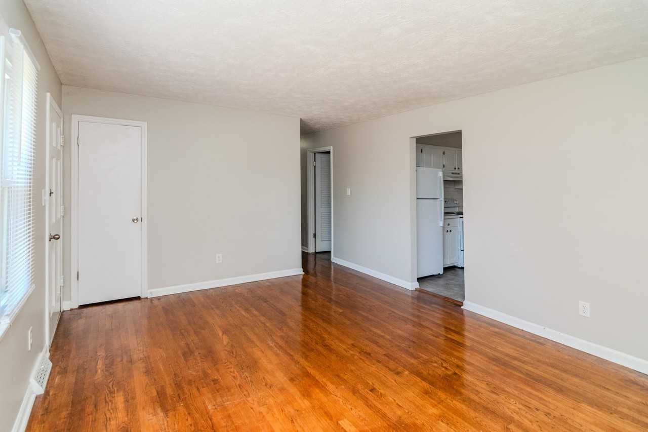 632A Waldo Way - Photo 6 of 48