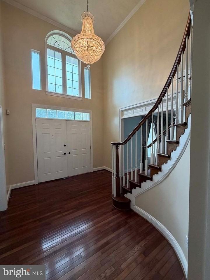 116 Longfellow Dr - Photo 4 of 36