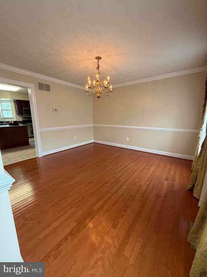 116 Longfellow Dr - Photo 7 of 36