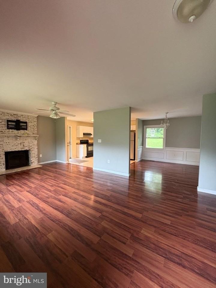 6468 Duhollow Rd - Photo 4 of 15