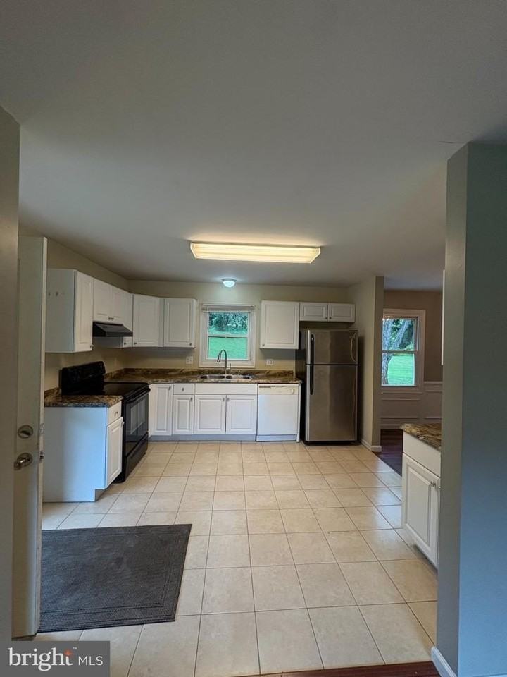 6468 Duhollow Rd - Photo 7 of 15