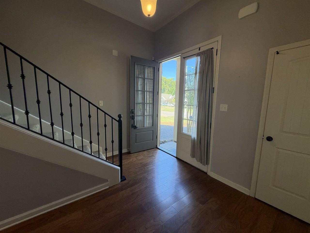12433 Dusty Field Rd - Photo 2 of 21