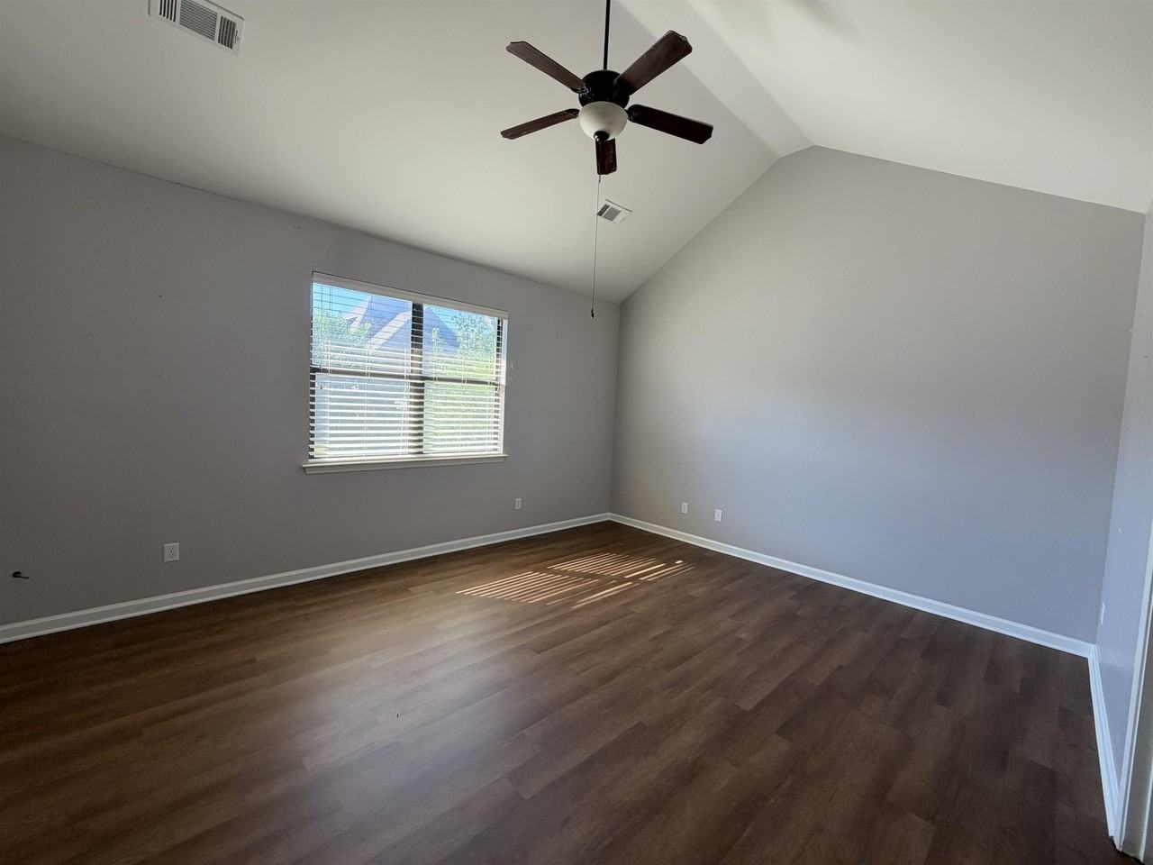 12433 Dusty Field Rd - Photo 7 of 21