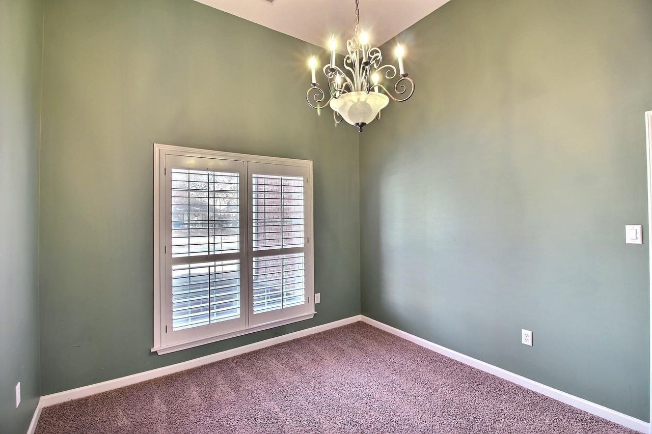 1325 Rain Hollow Cir W - Photo 5 of 29