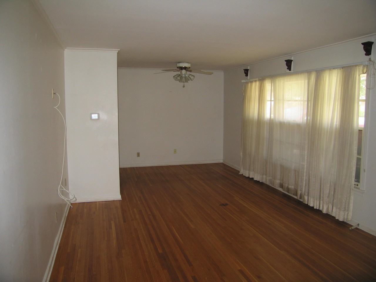 5055 HOWARD PLACE St - Photo 5 of 9