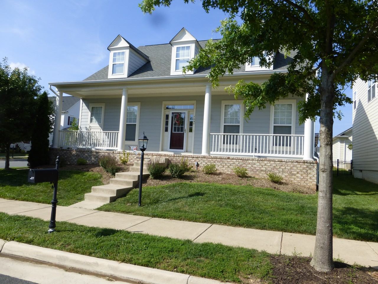 1407 Graham Dr #1 - Photo 2 of 29