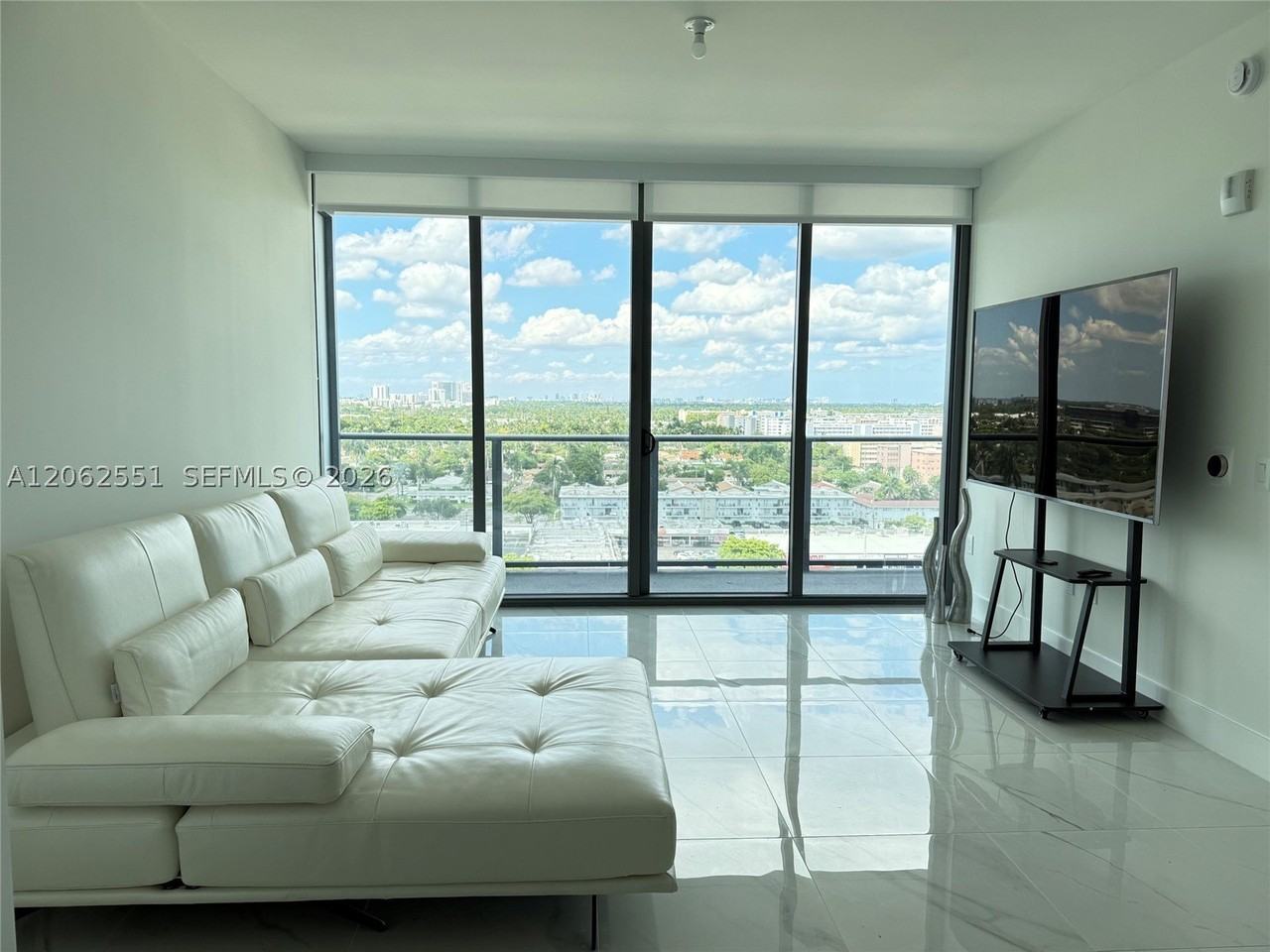 E Hallandale Beach Blvd #1106 - Photo 5 of 30