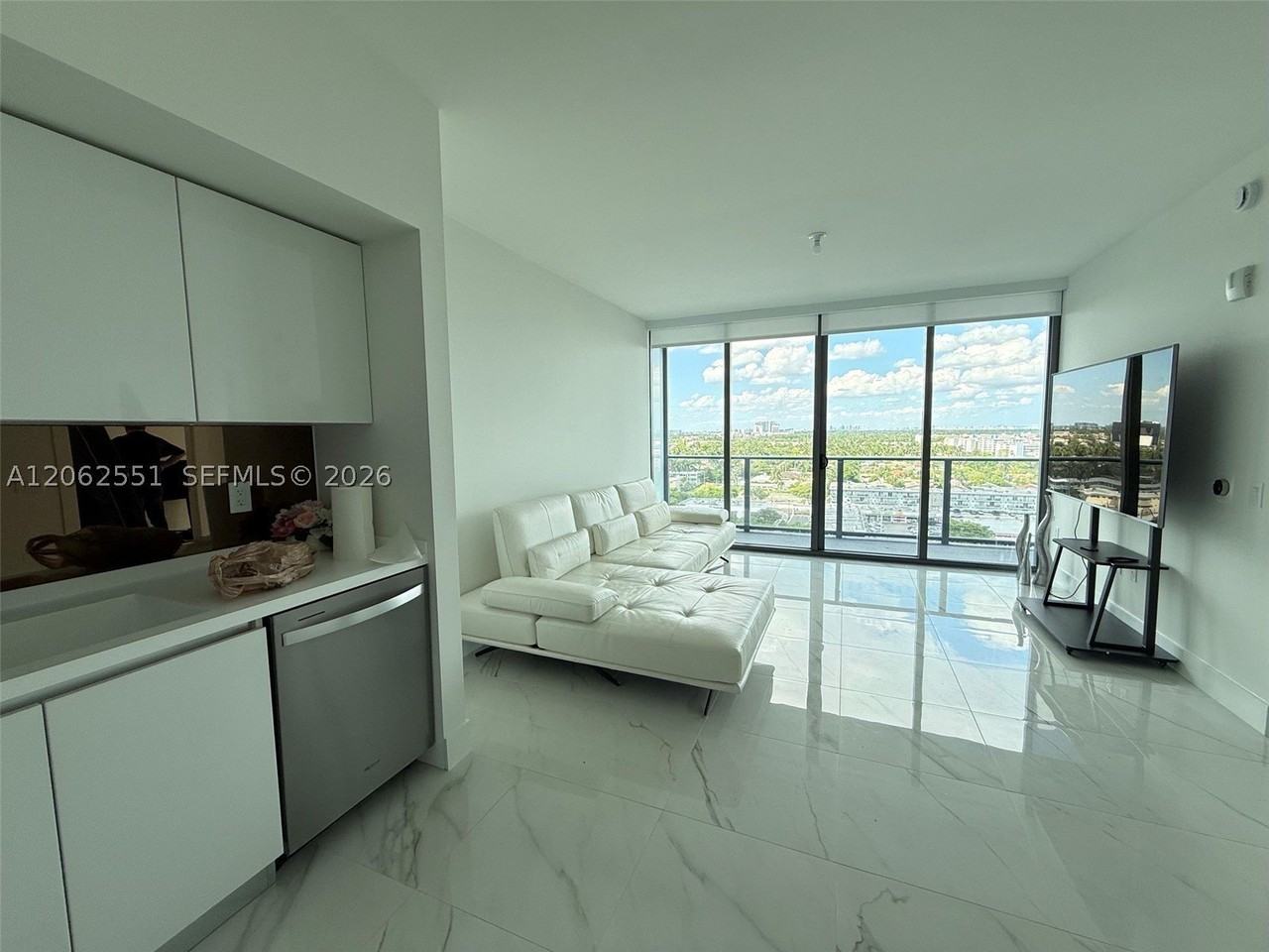 E Hallandale Beach Blvd #1106 - Photo 7 of 30