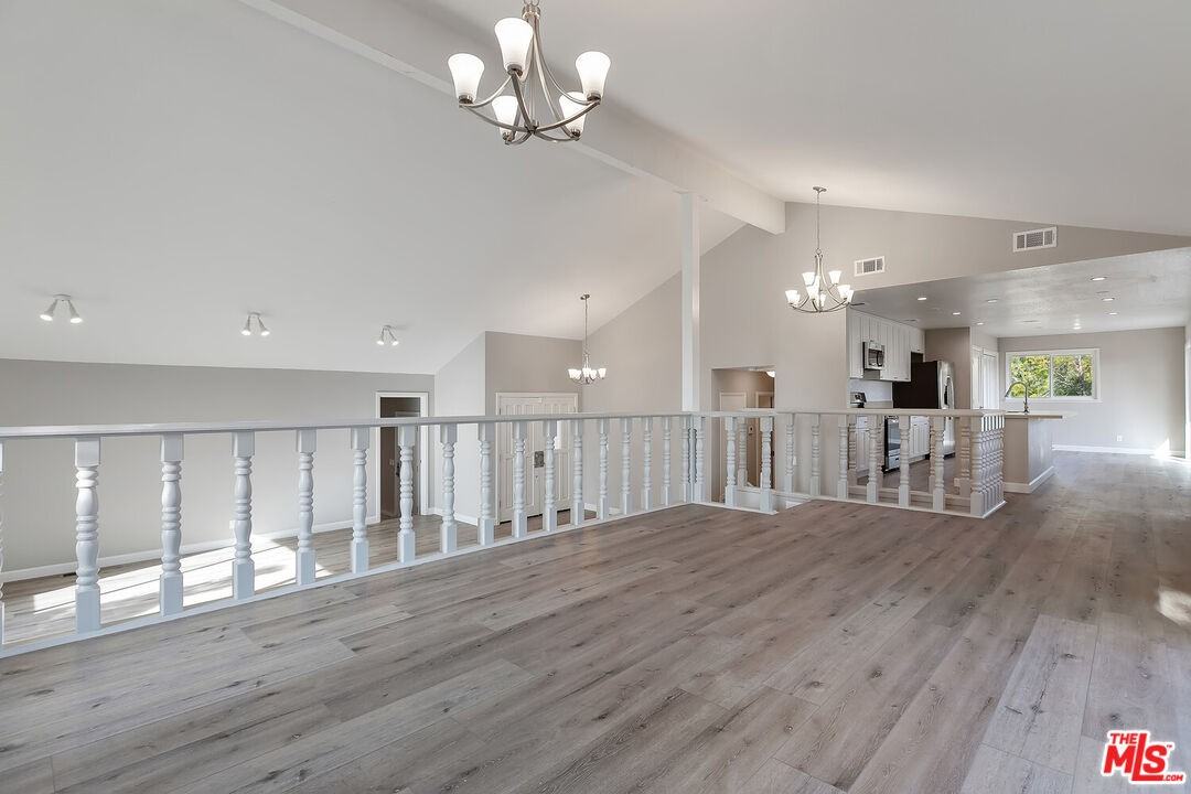 23937 Jensen Dr - Photo 5 of 8