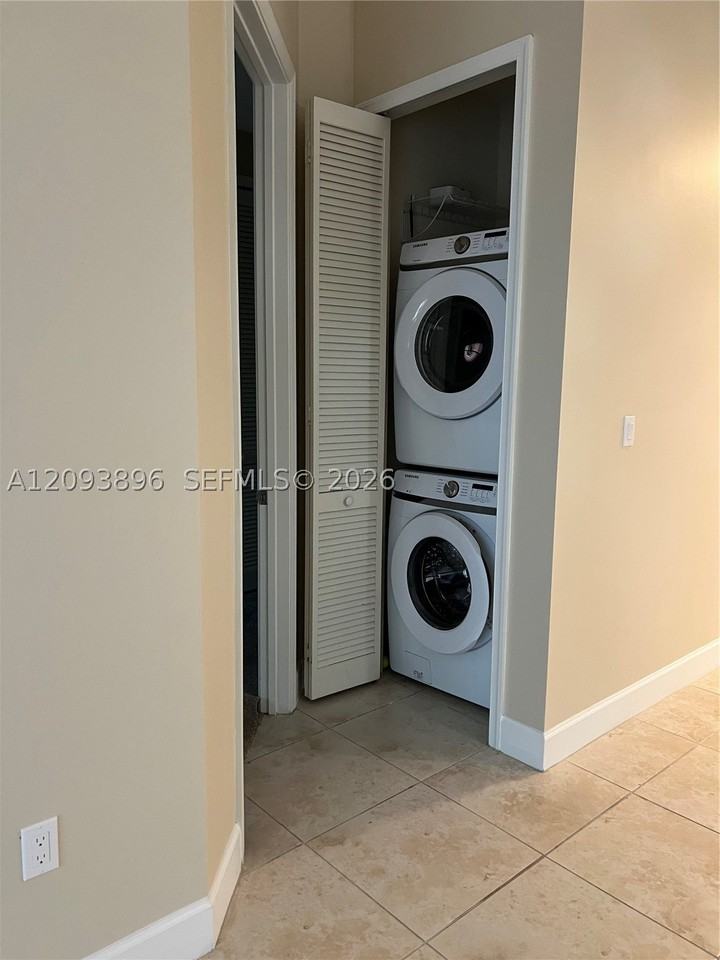 100 Andalusia Ave #PH8 - Photo 6 of 6