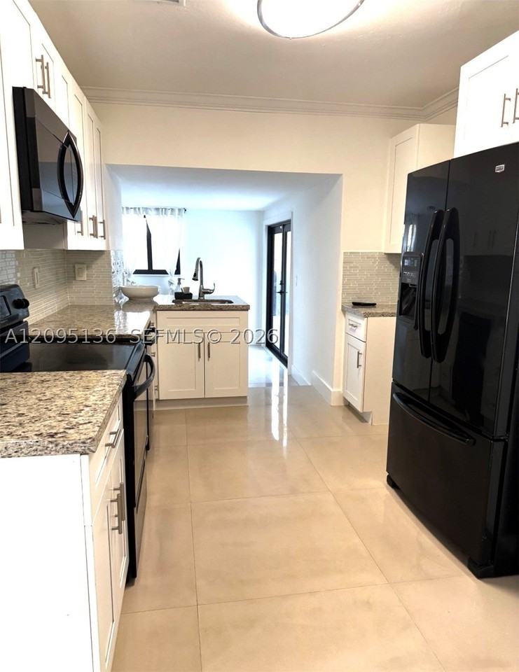 12635 Sw 84th Avenue Rd #12635 - Photo 4 of 11