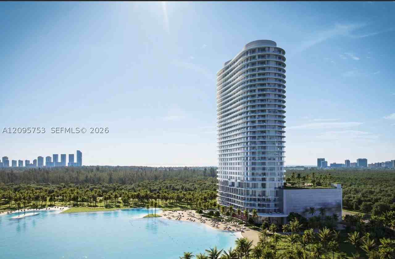 2411 Laguna Cir #1204