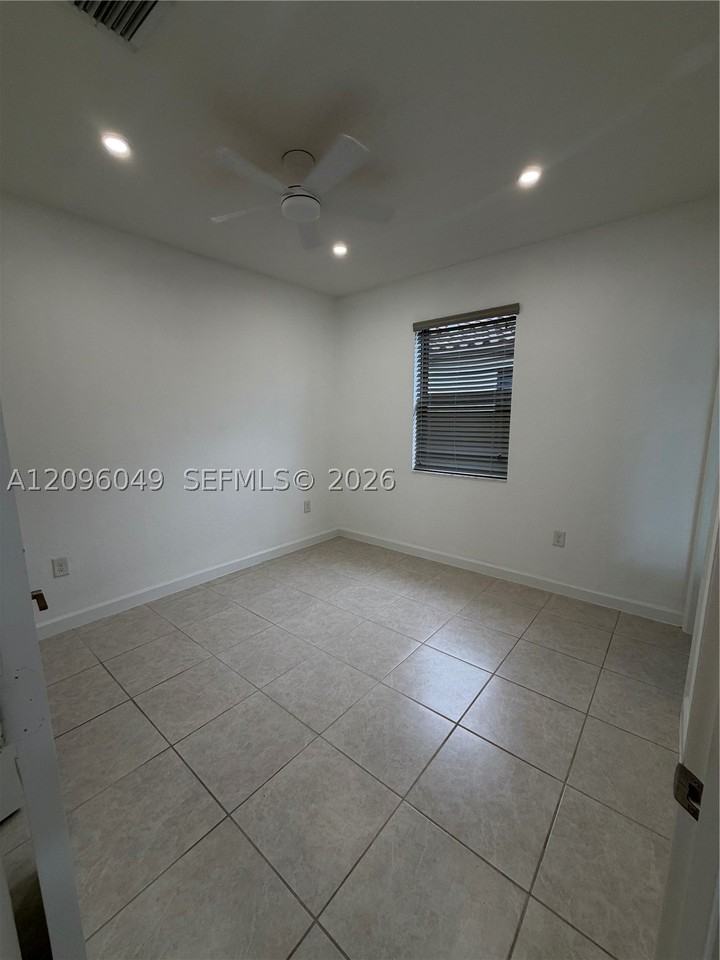 12829 Sw 228th St #0 - Photo 5 of 5