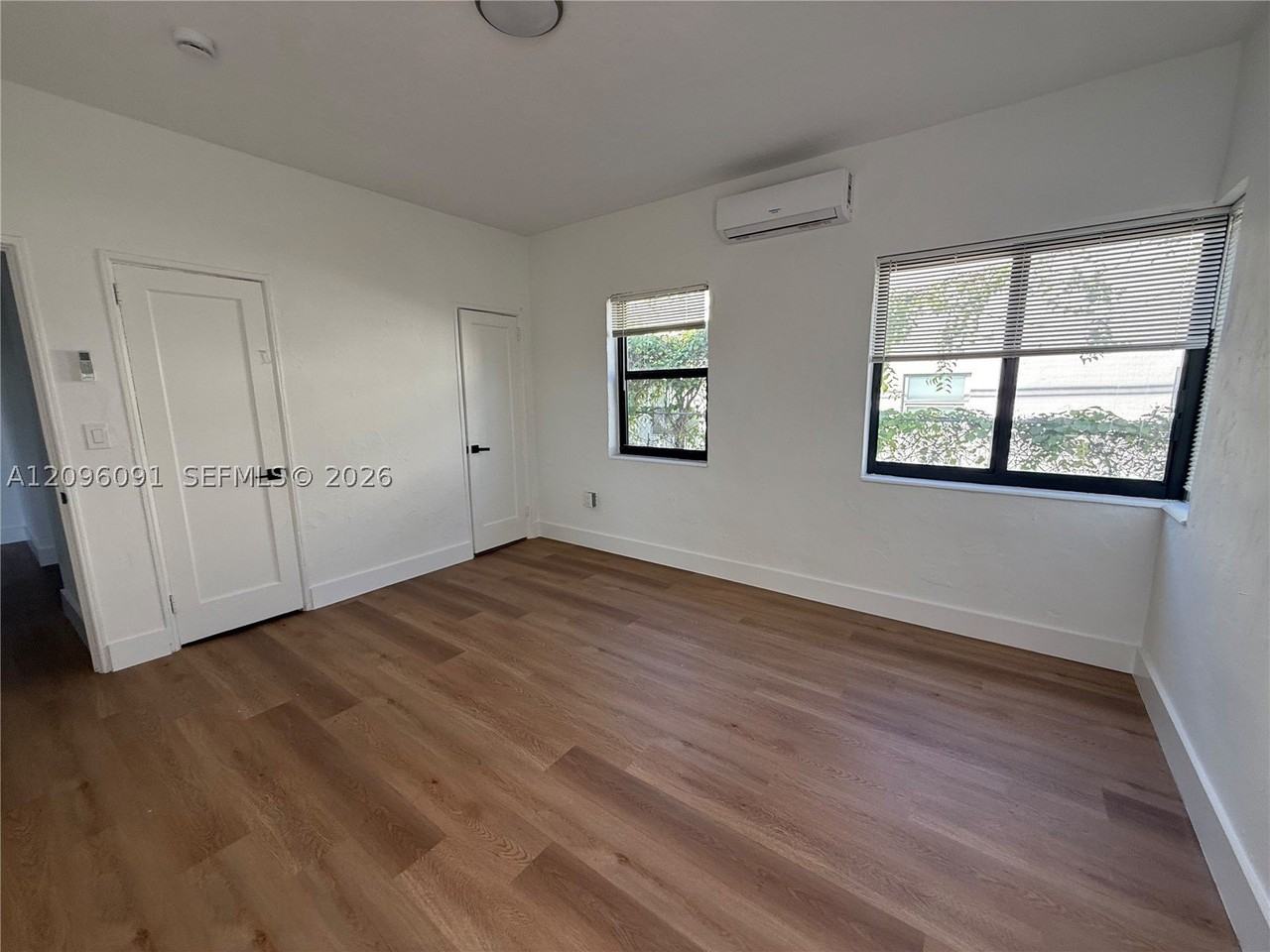 539 Ne 82nd Ter #5 - Photo 4 of 21